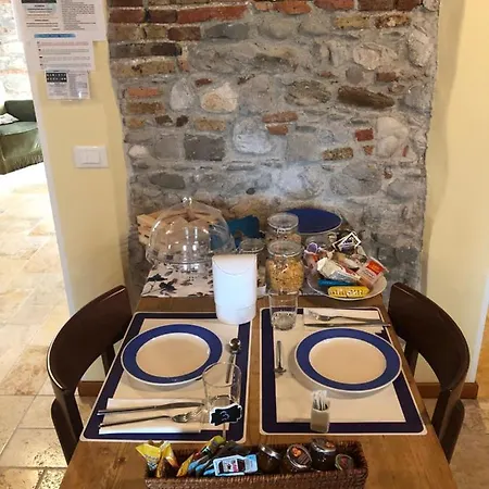 Agriturismo Borgo Chiasalp Farm stay *