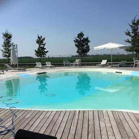 Farm stay Agriturismo Borgo Chiasalp *