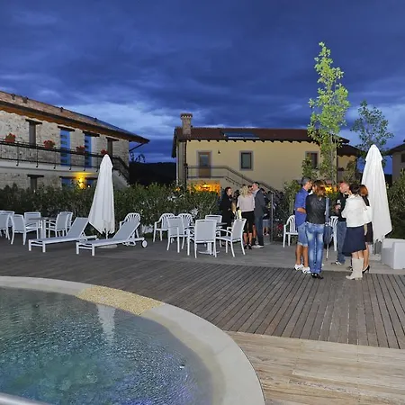 Farm stay Agriturismo Borgo Chiasalp *