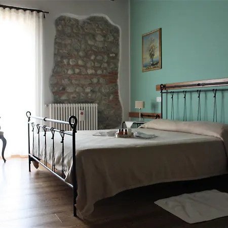 Farm stay Agriturismo Borgo Chiasalp