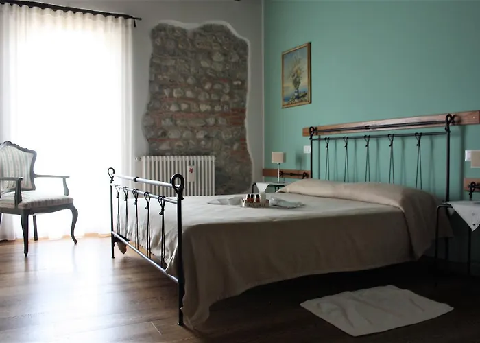 Farmház Agriturismo Borgo Chiasalp